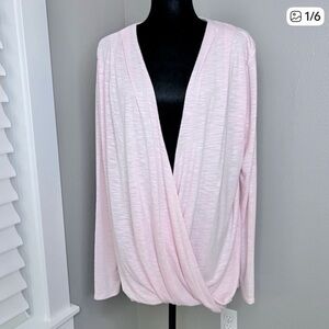 Xersion Women’s lightweight long sleeve athletic top size XL